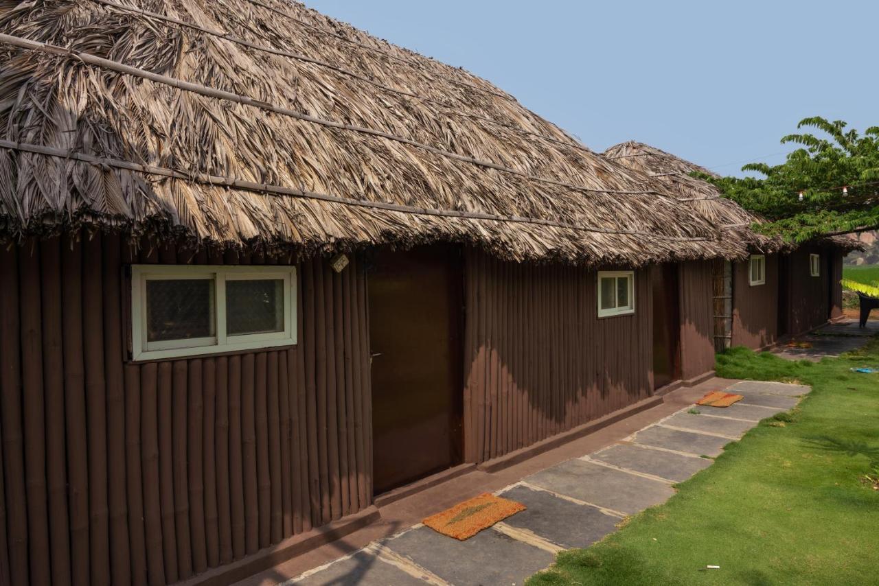 Hotel Hippie Land Hampi Zewnętrze zdjęcie