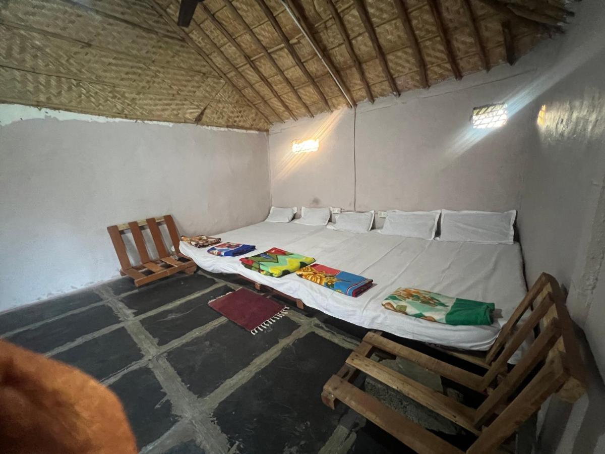 Hotel Hippie Land Hampi Zewnętrze zdjęcie